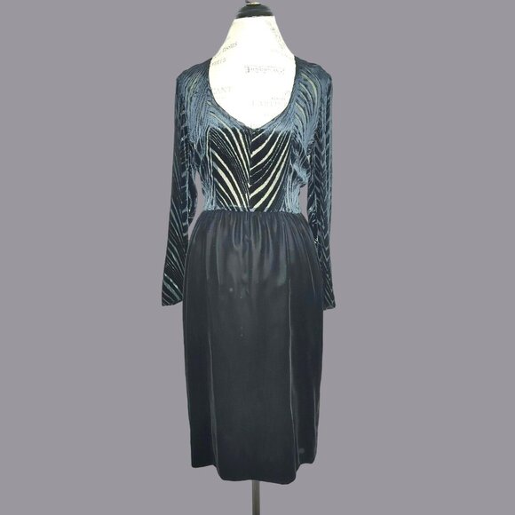 CHANEL Dresses & Skirts - Vintage Chanel Velvet Dress X Small Black